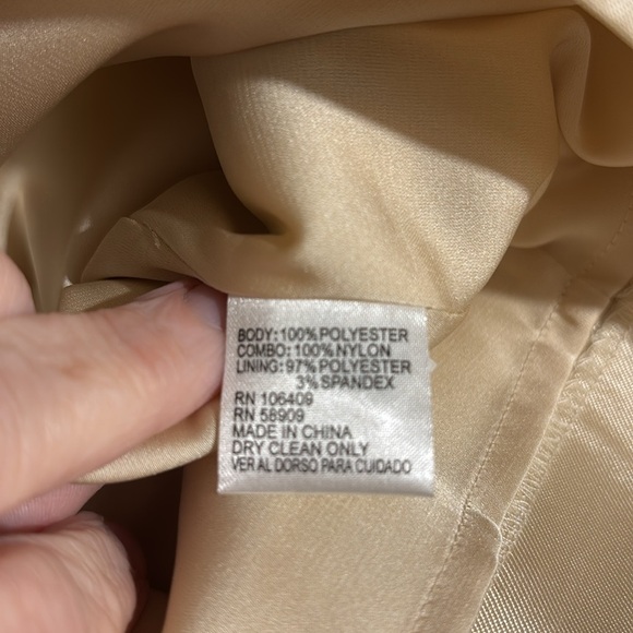 Sz 14 champagne satin sheath dress Antonio Melani black lace knee length - Picture 8 of 8